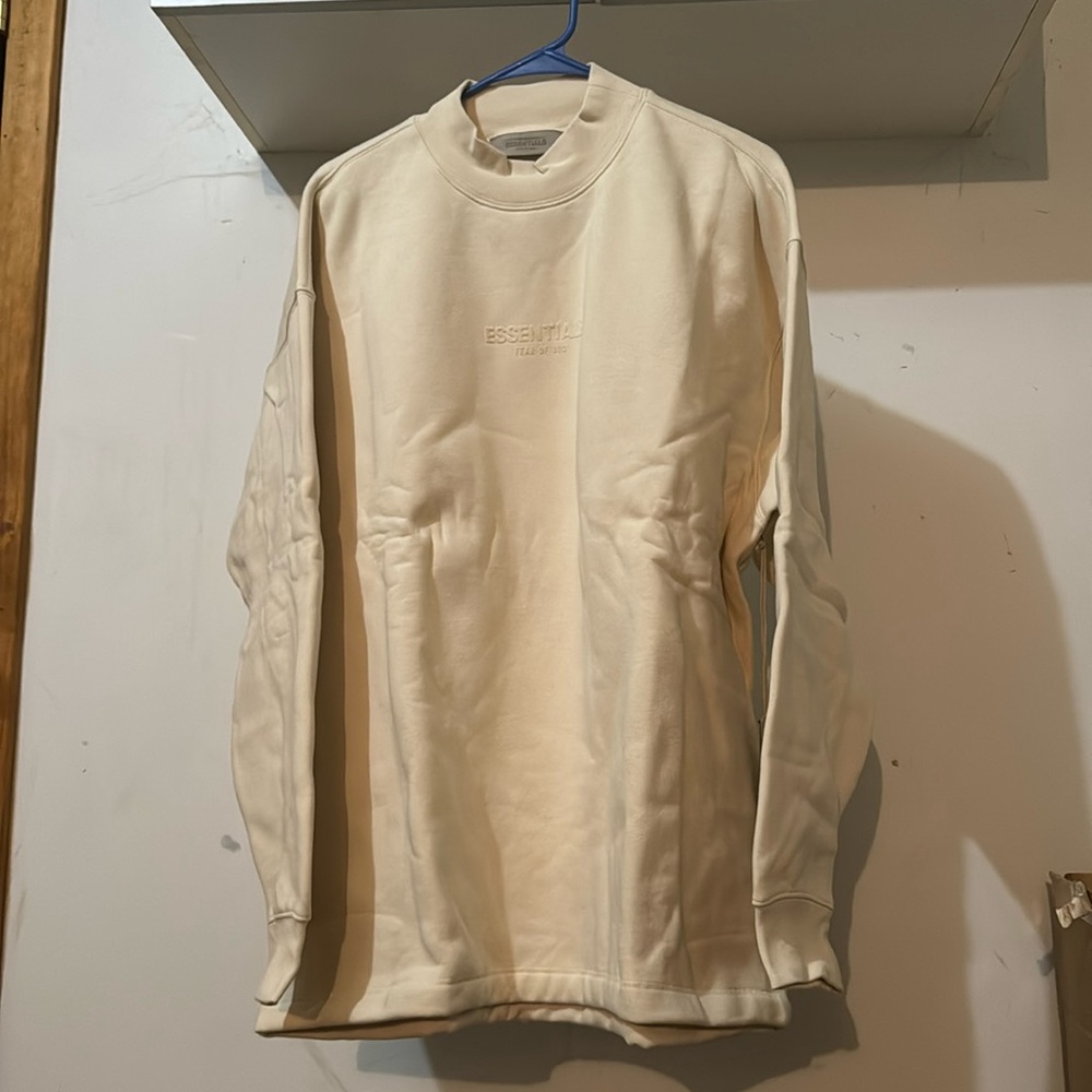 Essentials Fear of God Eggshell Crewneck (M)